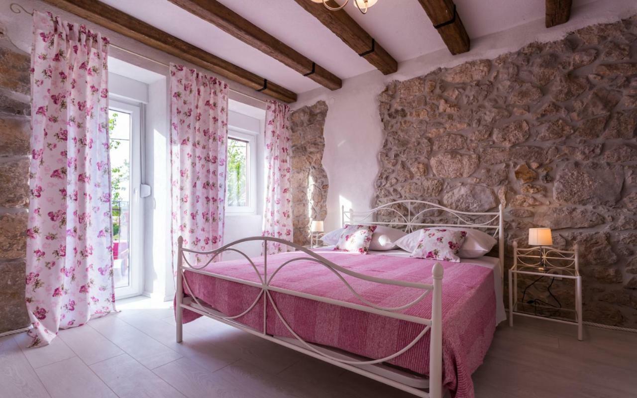 Villa Mulberry Milohnici Dış mekan fotoğraf