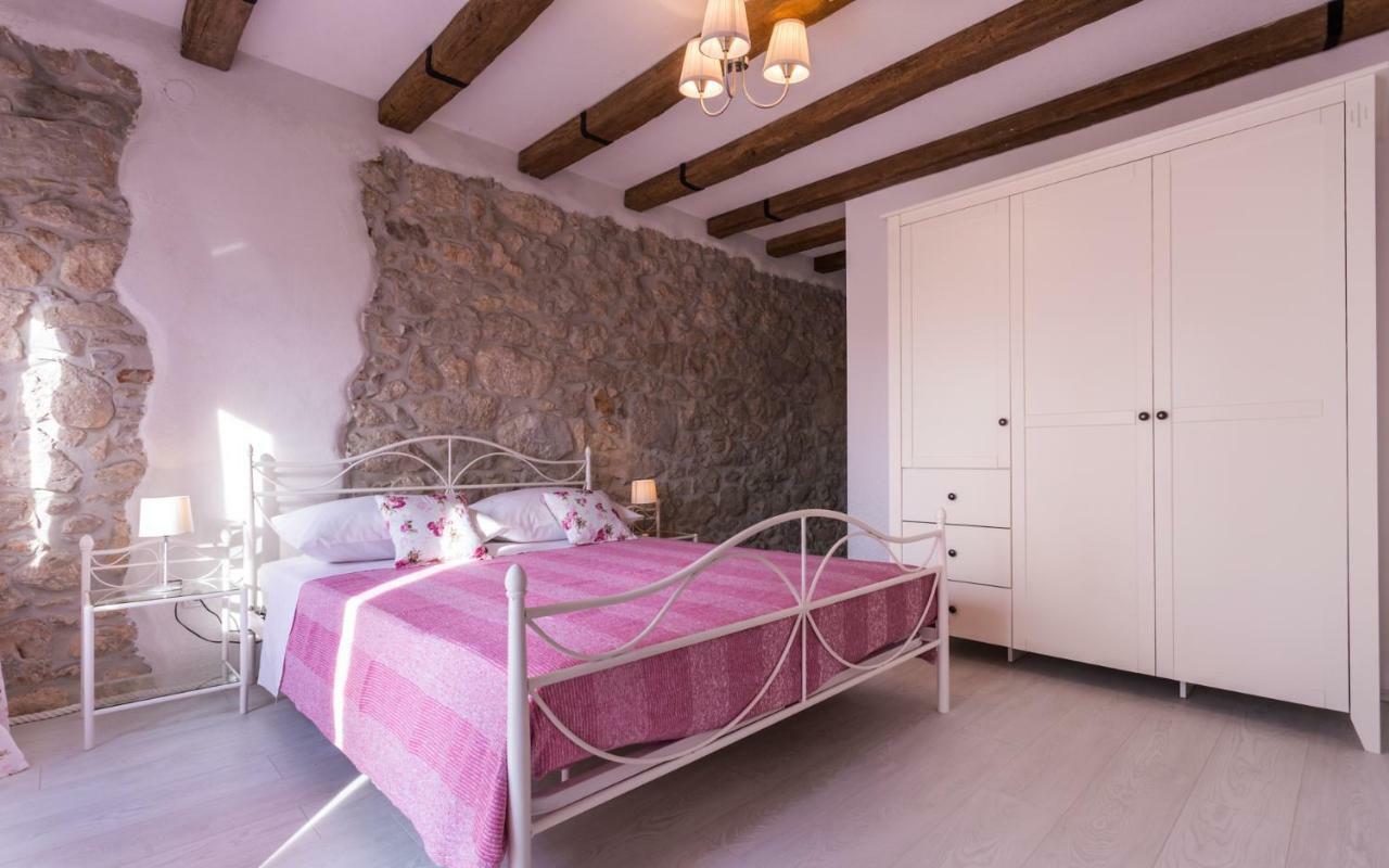 Villa Mulberry Milohnici Dış mekan fotoğraf