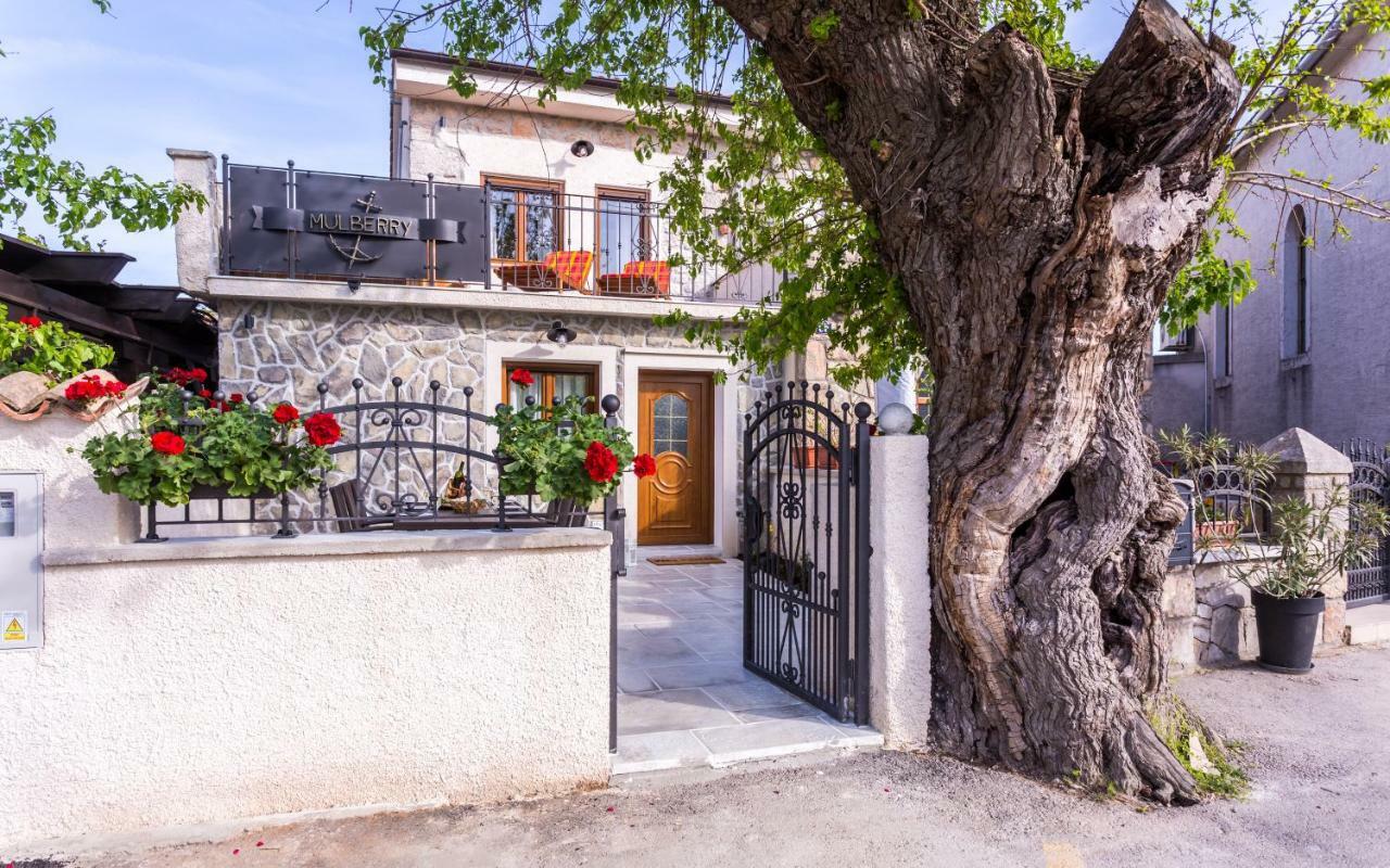 Villa Mulberry Milohnici Dış mekan fotoğraf